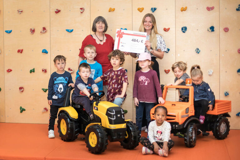 DAS MAKLERTEAM UNTERSTÜTZT DAS HAUS FÜR KINDER „ZU DEN HEILIGEN ENGELN“